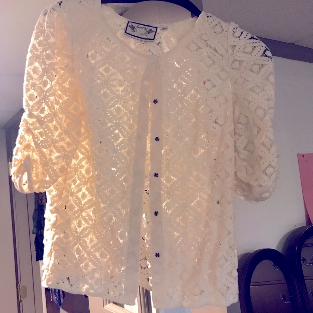 Anthropologie Cream Lace Short Sleeve Button Front Blouse